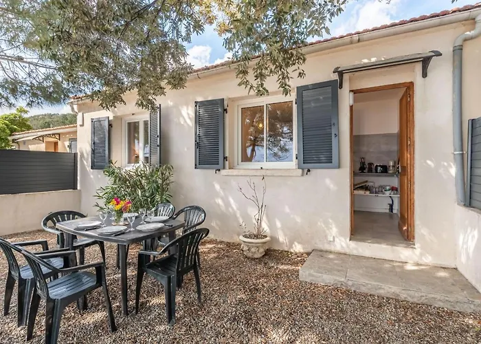 Polpu By Interhome * 萨里索伦札拉